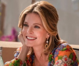 Daphne Sullivan in The White Lotus
